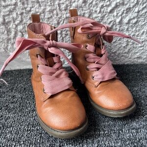 Cat & Jack Tan Boots with Pink Interior